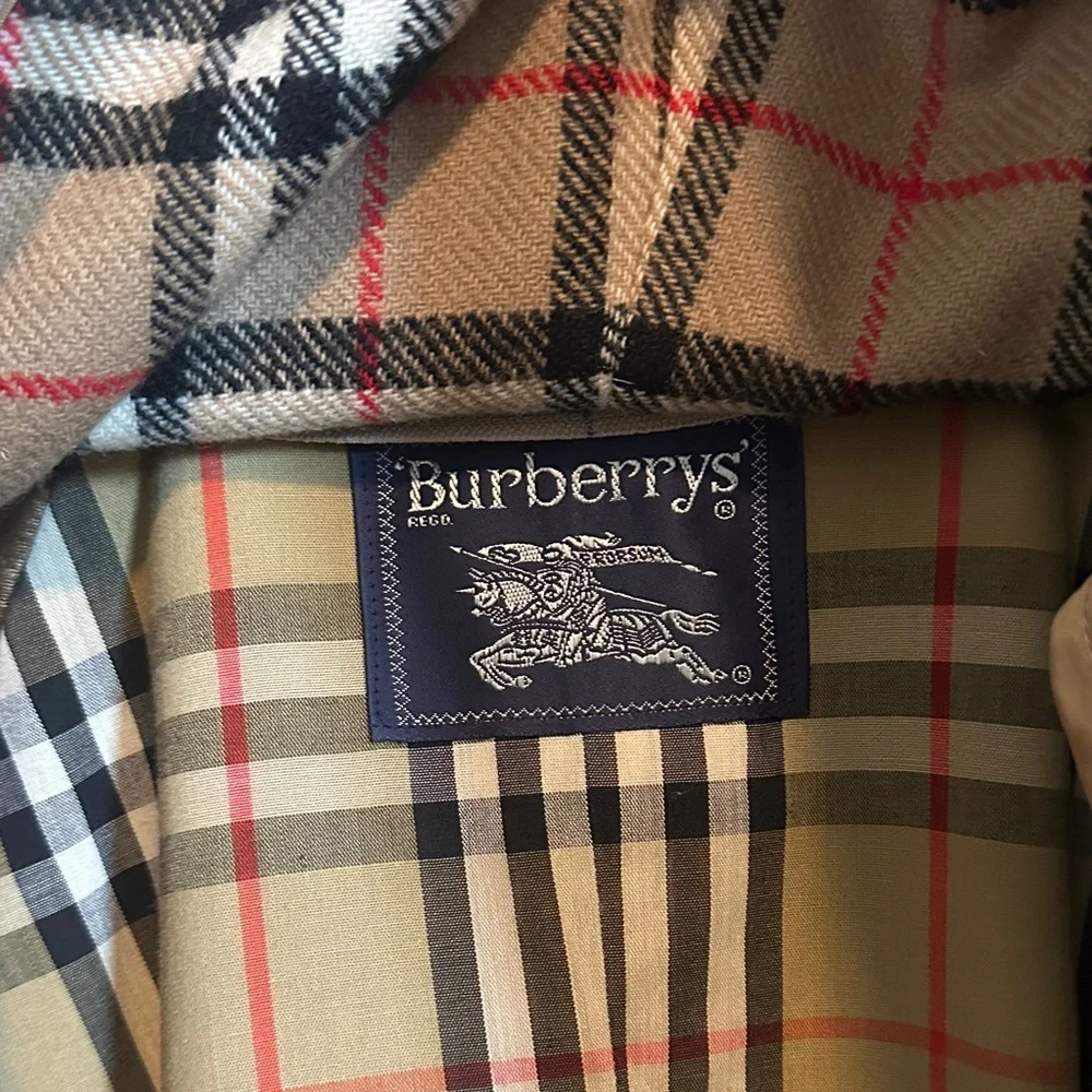 Burberrys Honey Trench Coat EUC - Picture 12 of 15
